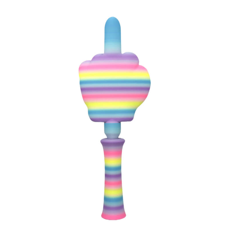 Doigt d'honneur coloré au crayon