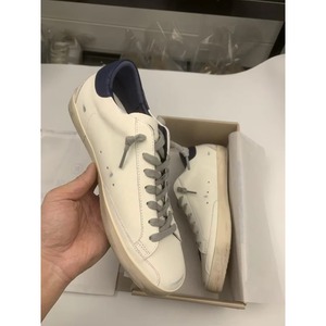 Sneakers de luxe de créateurs, style vintage, chaussures pour hommes, polyvalentes, en cuir vieilli, semelle plate, unisexes, chaussures de skate, mode décontractée - Product Image 1
