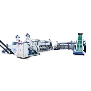 Machine de lavage et de recyclage de films de paillage agricoles en PE et LLDPE pour PC, PA, PPR, avec moteur, haute production 800-1000 kg/h - Product Image 1