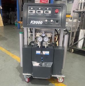 Machine à <span class=keywords><strong>mousse</strong></span> de pulvérisation en polyuréthane K2000 avec pompe, pression de 20 MPa, débit de 10 kg/min pour l'injection de <span class=keywords><strong>mousse</strong></span> PU et l'isolation des murs/toits - Product Image 1