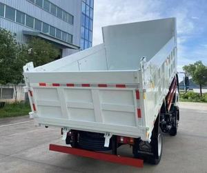 Nouveau camion à benne basculante 4x2 à <span class=keywords><strong>6</strong></span> roues de faible puissance de Sinotruck Howo avec la caméra arrière carburant diesel de la capacité 12 tonnes 15Ton en vente en Afrique - Product Image 3