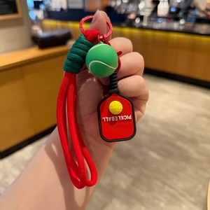 Llavero de Pickleball, Colgante de Silicona con Forma de Pala y Pelota de Fútbol/Voleibol/Tenis, Accesorio Moderno para Mochila/Llavero de Coche - Product Image 6
