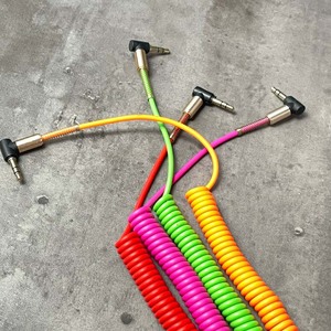 Câble audio flexible de type ressort mâle-mâle de 3,5 mm. Convient aux téléphones mobiles, aux haut-parleurs de <span class=keywords><strong>voiture</strong></span> et aux appareils électroniques. - Product Image 5