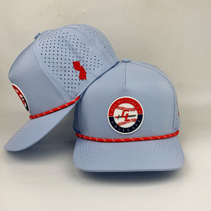Casquettes de baseball sportives imperméables et respirantes en gros avec patchs en caoutchouc PVC, 100 % polyester, unisexe, pour joueurs d'équipe, avec cordon, personnalisables - Product Image 3
