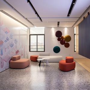 Modern resepsiyon alanı için yüksek yoğunluklu köpük dolgu Metal çerçeve ofis kanepe seti ile şık modüler çekyat - Product Image 2