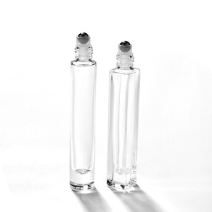 Botella de vidrio enrollable de aceite de perfume esencial de 10ml con bola de rodillo de acero inoxidable y cuentas de vidrio Bola de rodillo de vidrio con tapa dorada - Product Image 3