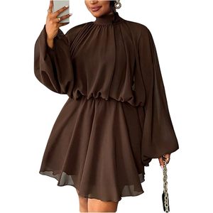 Robe de cocktail grande taille pour femme, manches longues, froncée, fluide, col montant, taille empire, coupe trapèze, en mousseline, élégante, pour invitée de mariage d'automne - Product Image 1