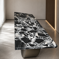 Table à manger en onyx vert de luxe pour projets hôteliers et de villas