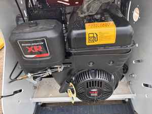 2025 משודרגת טון קומפקט גומי 1.2 טון קומפקט, 13.5hp טורק מיני 13.5hp לחקלאים ולבנייה - Product Image 4