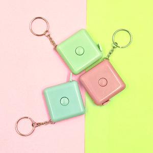Mini cinta métrica cuadrada de estilo escandinavo de 1.5 metros para estudiantes, perfecta para medir el busto, la cintura y la ropa. - Product Image 2