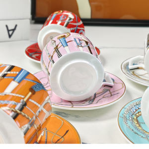 Commercio all'ingrosso di lusso moderno pomeriggio Set da tè <span class=keywords><strong>Bone</strong></span> <span class=keywords><strong>China</strong></span> 6 pezzi tazza di caffè e piattino con scatola regalo - Product Image 3