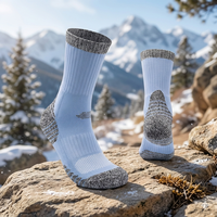 Chaussettes de randonnée en laine mérinos avec logo personnalisé, chaussettes de sport d'hiver chaudes et résistantes aux ampoules, avec coussin thermique épais pour les activités de plein air et le trekking