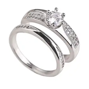 2022女性18k白金镀金锆石情侣戒指套装奥地利水晶钻石情侣结婚戒指套装