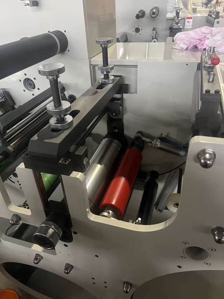 GP-320YB Label Slitting Die Cutting Machine Blank Label 100m/min Rotary ...