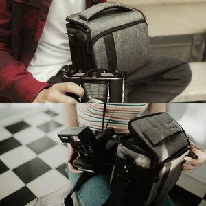 Sac à bandoulière compact pour appareil photo reflex numérique BSCI avec housse de pluie imperméable, gris - Product Image 3