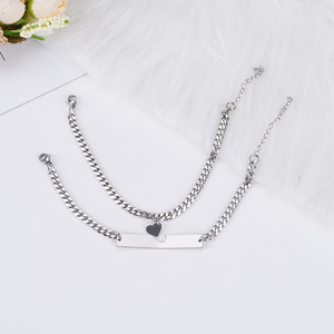 Bracciale Lungo con Cuori Intrecciati in Acciaio Inossidabile, Bracciale Magnetico per Coppie con Affinità Mutua - Product Image 4