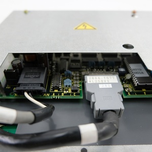 หน้าจอแสดงผลและคีย์บอร์ดยูนิต CRT/MDI รุ่น FANUC A02B-0166-C261 ของแท้ - Product Image 1