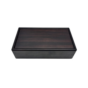 Caja de Madera Rectangular Hecha a Mano con Mecanismo de Sándalo Morado, Caja de Regalo Artesanal, Decorativa y Personalizada - Product Image 3