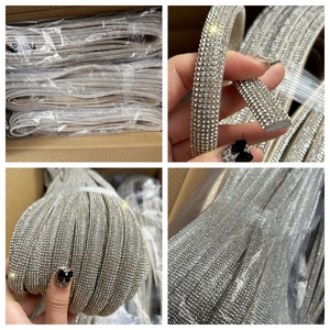 Atacado Personalizado 13mm Semi-Círculo Diamante Algodão Núcleo Rhinestone Corda Cadeia-Shaped Sapato Acessórios Cristal Materiais - Product Image 1