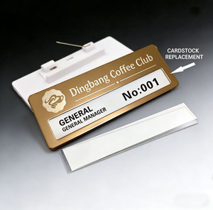 Placa de Identificación Metálica de Lujo Personalizada, Duradera y Reutilizable con Clip Magnético de Seguridad para Bodas de Alta Gama, Fiestas Privadas y Clubes VIP - Product Image 1