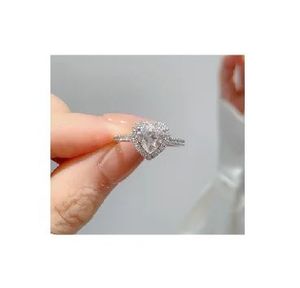 Bague de mariage en platine PT950 certifiée IGI avec diamant de laboratoire, luxe invisible, usine chinoise, expédition immédiate pour fêtes, vente en gros - Product Image 2