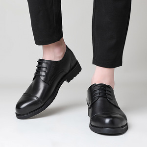 Baskets décontractées en cuir pour hommes avec fermeture à lacets mocassins en caoutchouc à motif solide chaussures de marche à semelle souple pour les mariages d'hiver - Product Image 6