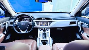 Geely Boyue 2016 LHD Benzina 2.0L Manuale Interni in Pelle Scura con Telecamera Posteriore Pneumatici R17 Modello Sierra <span class=keywords><strong>Leone</strong></span> - Product Image 4