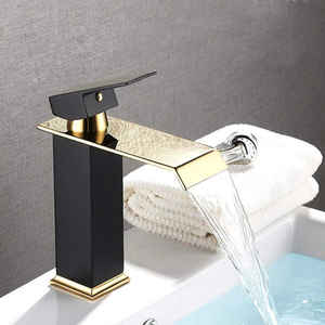 Rubinetto Moderno di Lusso in Acciaio Inox a Leva Singola per <span class=keywords><strong>Lavabo</strong></span> Miscelatore Nero Oro con Effetto Cascata per Bagno con Valvola in Ceramica - Product Image 2