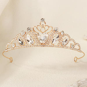 L'accessoire <span class=keywords><strong>de</strong></span> cheveux <span class=keywords><strong>de</strong></span> couronne pour enfants <span class=keywords><strong>de</strong></span> style coréen Zhaoyi Water est haut <span class=keywords><strong>de</strong></span> gamme et polyvalent. Couvre-chef <span class=keywords><strong>de</strong></span> performance d'anniversaire: Allo - Product Image 6