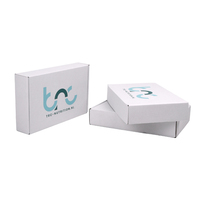 Échantillons gratuits vente en gros boîte cadeau en papier d'expédition boîte cadeau pliante emballage d'expédition biodégradable boîtes postales avec logo