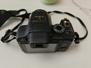 กล้องถ่ายรูปราคาประหยัดสำหรับมือใหม่ Panasonic Lumix FZ40 14.1MP ซูม 24 เท่า กล้องดิจิตอลสำหรับถ่ายภาพกลางแจ้งในเวลากลางวัน - Product Image 2