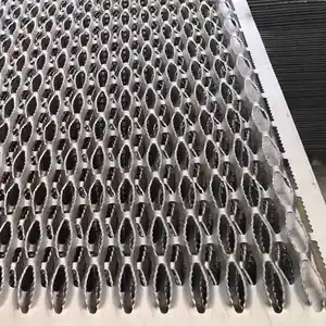 Stainless Steel Anti-corrosion Perforated Metal Anti-skid Plate Safety Grating For Stair Treads