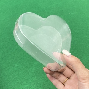 Caja de dulces de regalo en forma de corazón caja de flores con tapa gran oferta plástico acrílico PMMA tamaño personalizado aceptado corazón caramelo contenedor transparente - Product Image 3