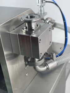 Máquina de llenado vertical semiautomática de cabezal único con bomba de engranajes servo para crema de manos cosmética Honey y aceite lubricante - Product Image 6