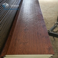 Panneau sandwich en métal gaufré galvanisé de 16 mm, revêtement extérieur, grain de bois, intercouche en mousse de polyuréthane, villa moderne, mur préfabriqué