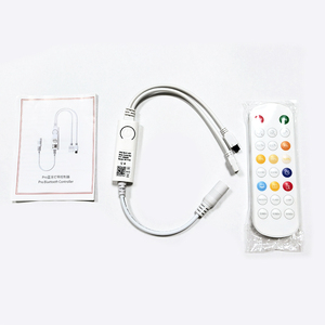 Ventas al por mayor, 23 teclas, aplicación DIY, controlador de tira LED, atenuador, <span class=keywords><strong>Control</strong></span> remoto RF con micrófono para tira de luz LED de un solo Color - Product Image 1