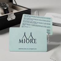 Carte en plastique PVC personnalisée format CR80, carte de garantie de montre, impression offset CMYK, transfert numérique, estampage à chaud, film de plastification
