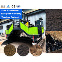 Machine à retourner le compost LANE sur chenilles, équipement de compostage en hauteur avec levage hydraulique et moteur diesel pour la gestion du fumier de vache