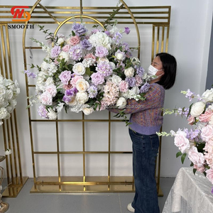 Boule de fleurs élégante de 80 cm en lavande pour décoration de table de mariage et d'événements - Product Image 1