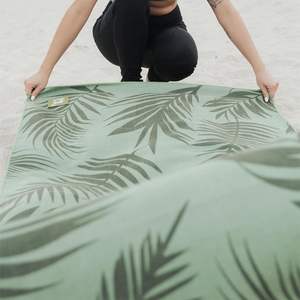 Sprints منشفة ركض رياضية بالحجم الكامل غطاء مقعد سيارة ميكروفايبر مع نمط كرتون أداء حديقة السباقات الماضية - Product Image 3