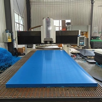 La nouvelle feuille UHMWPE bleue personnalisée populaire offre des graphiques de traitement de forme personnalisés par service découpable
