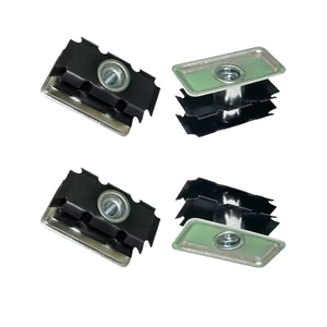 Écrou à insérer pour tube rectangulaire en acier galvanisé, écrou dentelé à frapper pour l'installation de roulettes sur tubes métalliques - Product Image 2