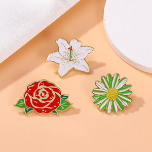 Rose di lusso di fascia alta, margherite, spilla fiore gigli - Product Image 1