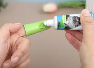 Kolay diş temizleme diş bakımı için özelleştirilmiş Pet diş fırçası köpek diş temizleme
