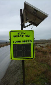 Grandes señales de parada iluminadas en <span class=keywords><strong>Dubai</strong></span> Señales de seguridad árabes Semáforos - Product Image 3