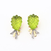 Retro fruit-geïnspireerde oorknopjes groen gesneden hars dennenappel oorbel met kristallen decor voor dames cadeau