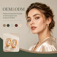 Pendientes de Aro en Forma de C Personalizados al por Mayor, Acero Inoxidable, Chapado en Oro, Incrustados con Circonita Cúbica, Lujosos, Hipoalergénicos, para Regalo