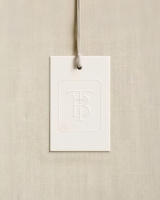 Etiquetas de ropa con logotipo de marca privada personalizada Etiquetas colgantes oscilantes con código de barras para tamaño de ropa Material de papel Etiquetas de precio de venta