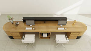 Bureau de réception de bureau moderne en bois avec armoires de rangement intégrées, design de panneaux écologiques et durables - Product Image 5