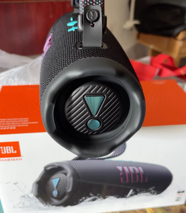 Loa JBL Charge 6 chính hãng, không dây, di động, ngoài trời, chống nước, loa siêu trầm nhỏ gọn của JBL - Product Image 5